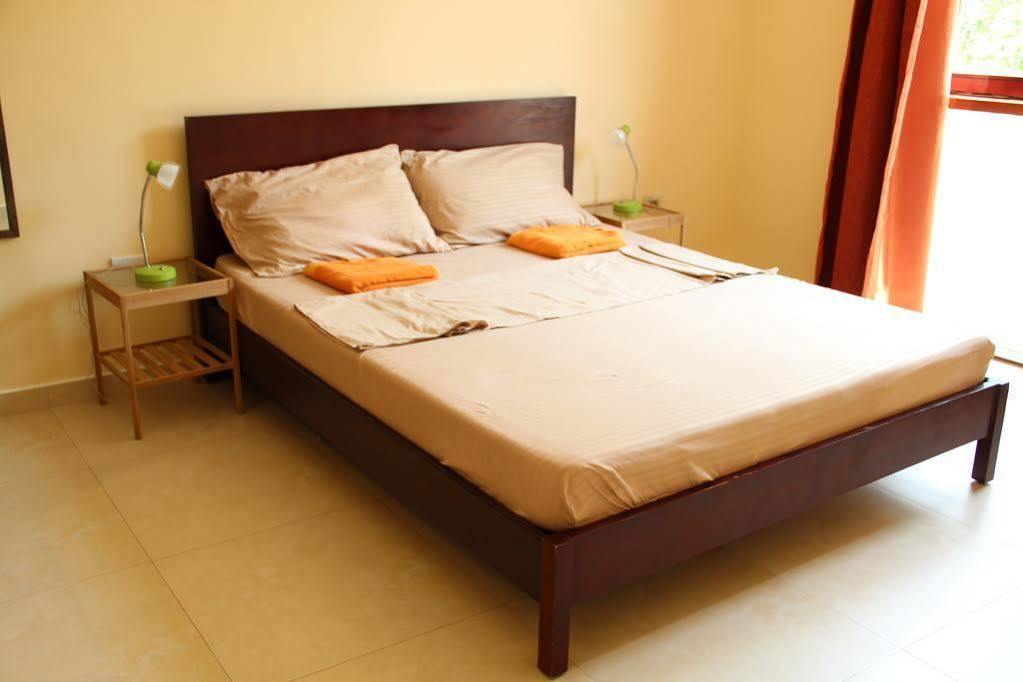 รีฟ บีช รีสอร์ต Hotel Siargao ภายนอก รูปภาพ